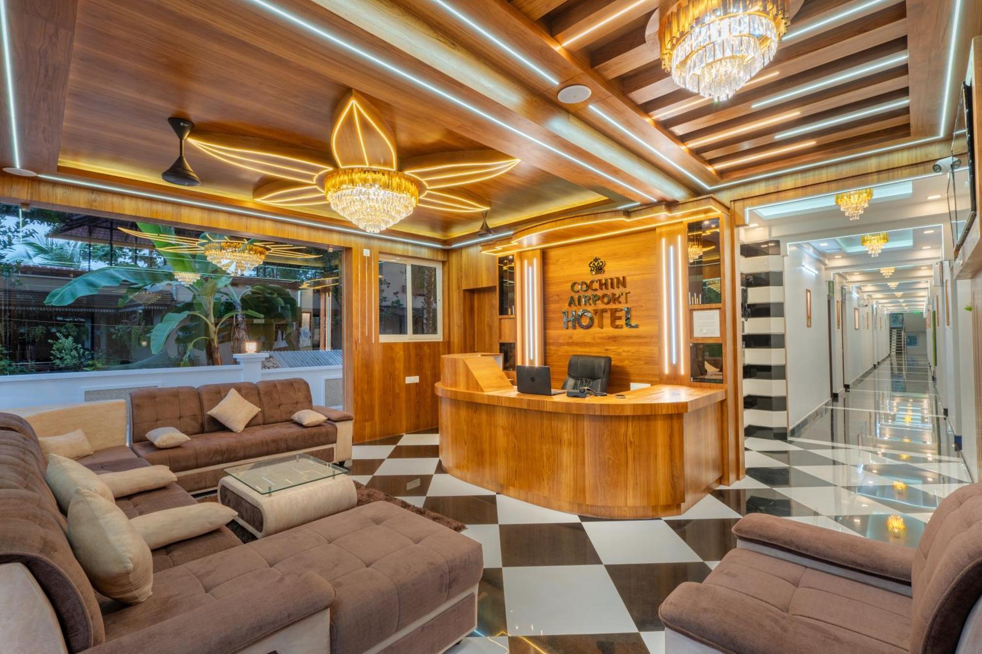 Cochin Airport Hotel Коччи Экстерьер фото