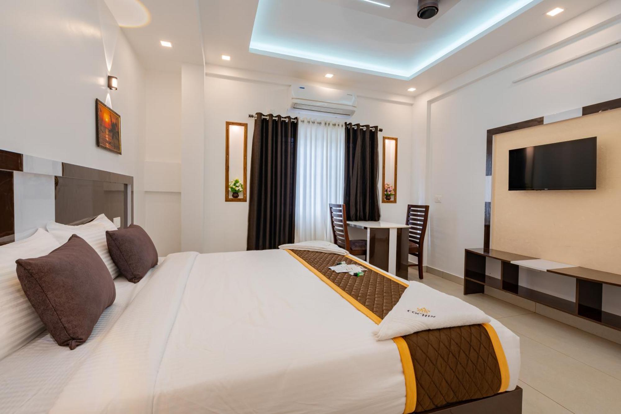 Cochin Airport Hotel Коччи Экстерьер фото